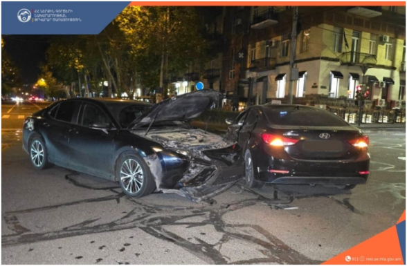 Երևանում բախվել են «Toyota»-ն և «Hyundai»-ն․ կան տnւժածներ